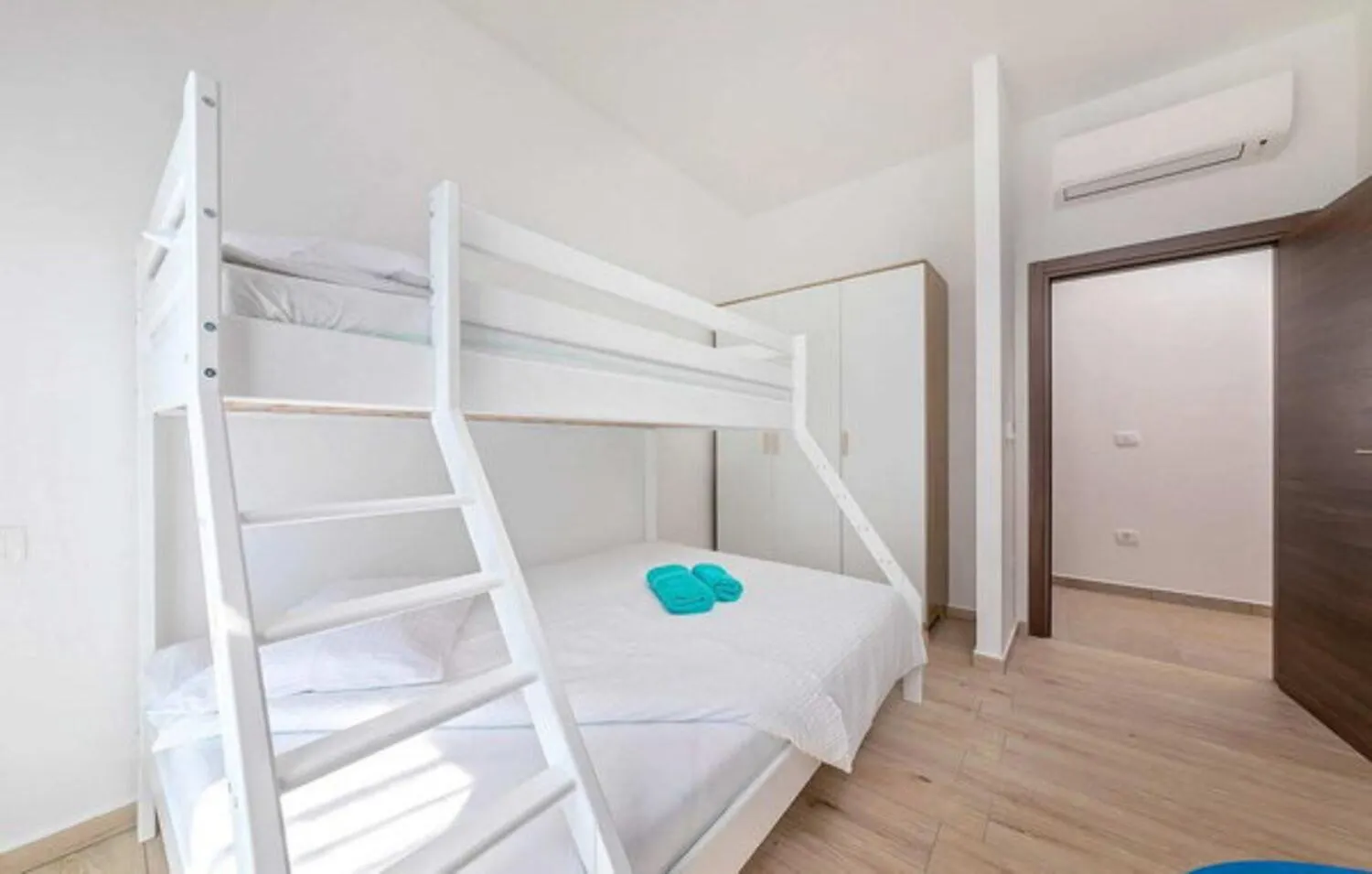 Villa Milica Near Labin For 8 People With Private Pool & Kids Playground - Pet Friendly 0*, ラビン クロアチア